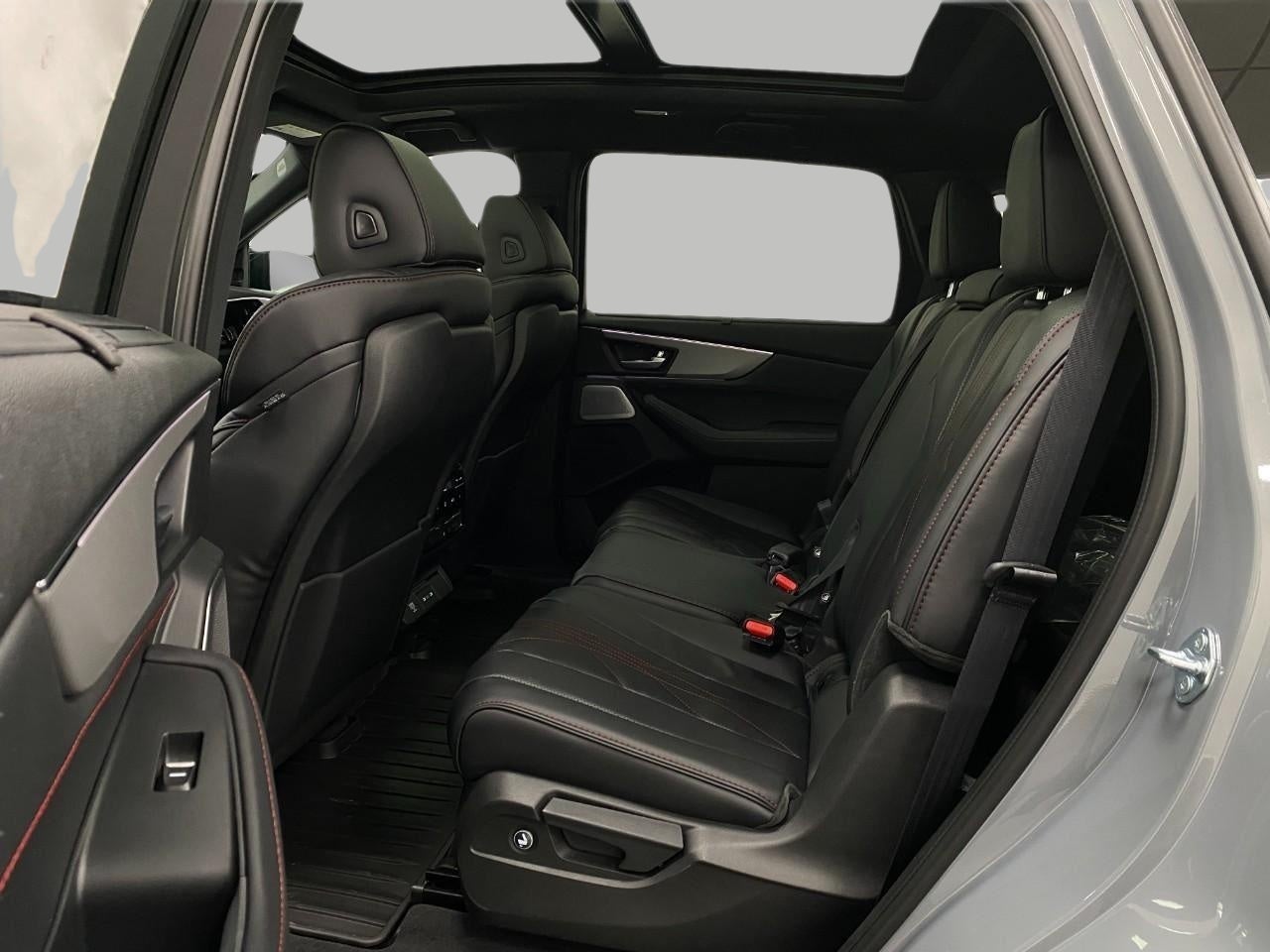 2026 Acura MDX SH-AWD w/A-Spec Advance Package