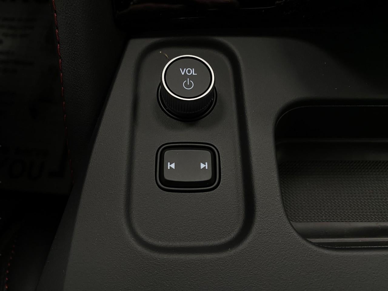 2026 Acura MDX SH-AWD w/A-Spec Advance Package