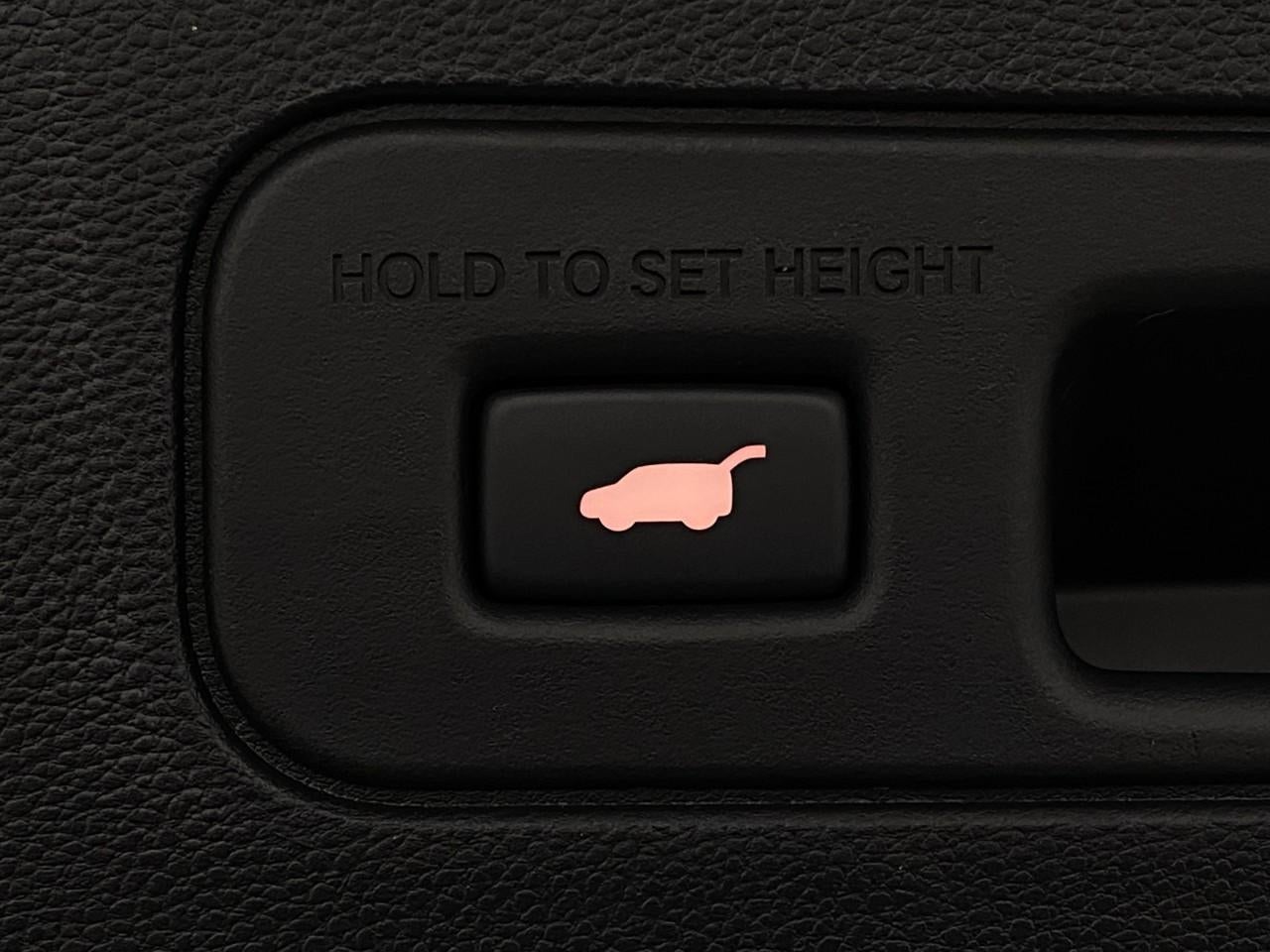 2026 Acura MDX SH-AWD w/A-Spec Advance Package