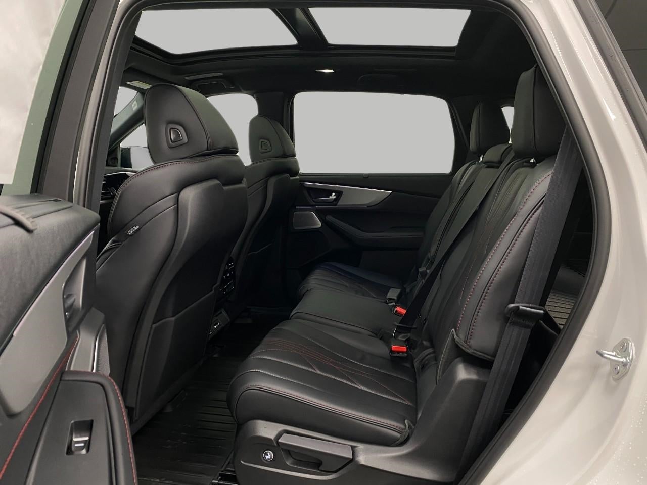 2026 Acura MDX SH-AWD w/A-Spec Advance Package