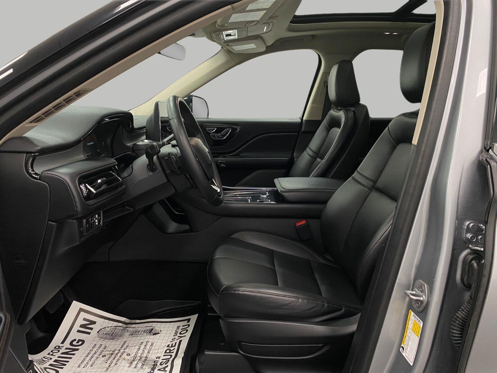 2023 Lincoln Aviator Standard AWD
