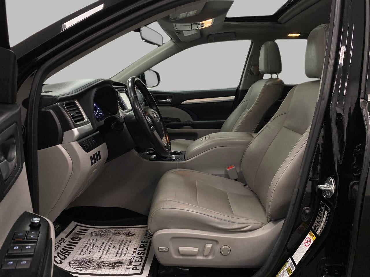 2015 Toyota Highlander AWD 4dr V6 XLE