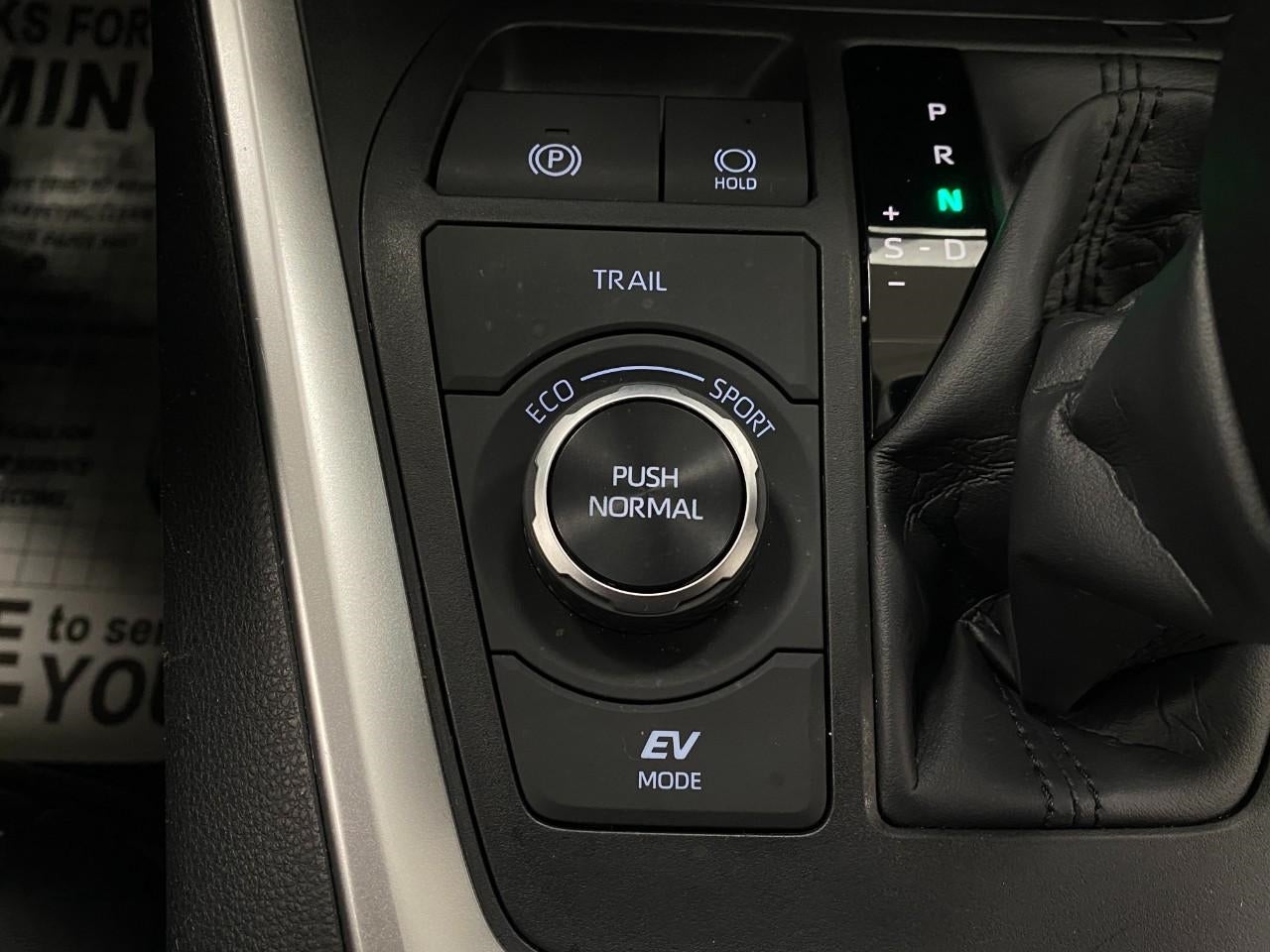 2025 Toyota RAV4 Hybrid XLE Premium AWD