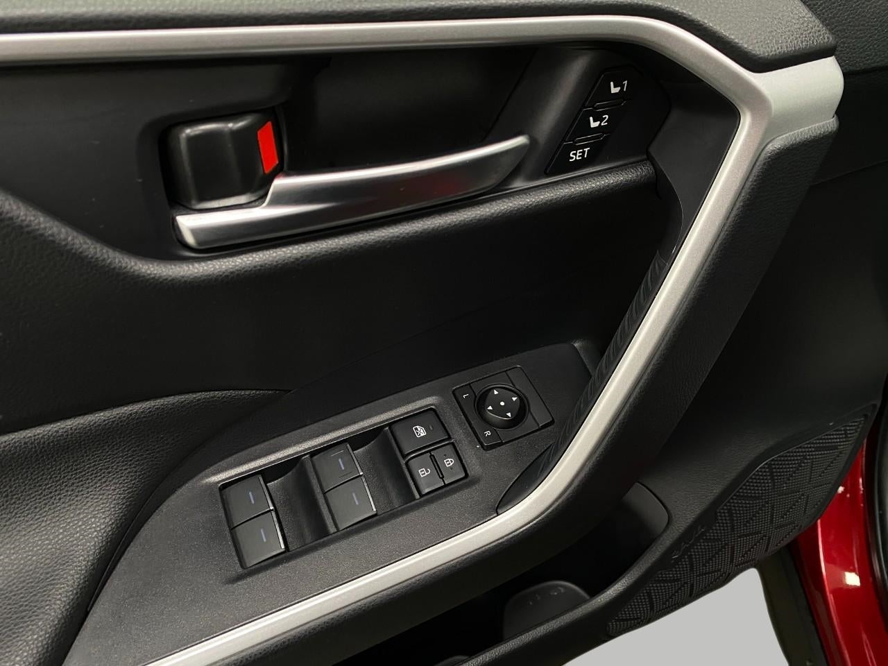 2025 Toyota RAV4 Hybrid XLE Premium AWD