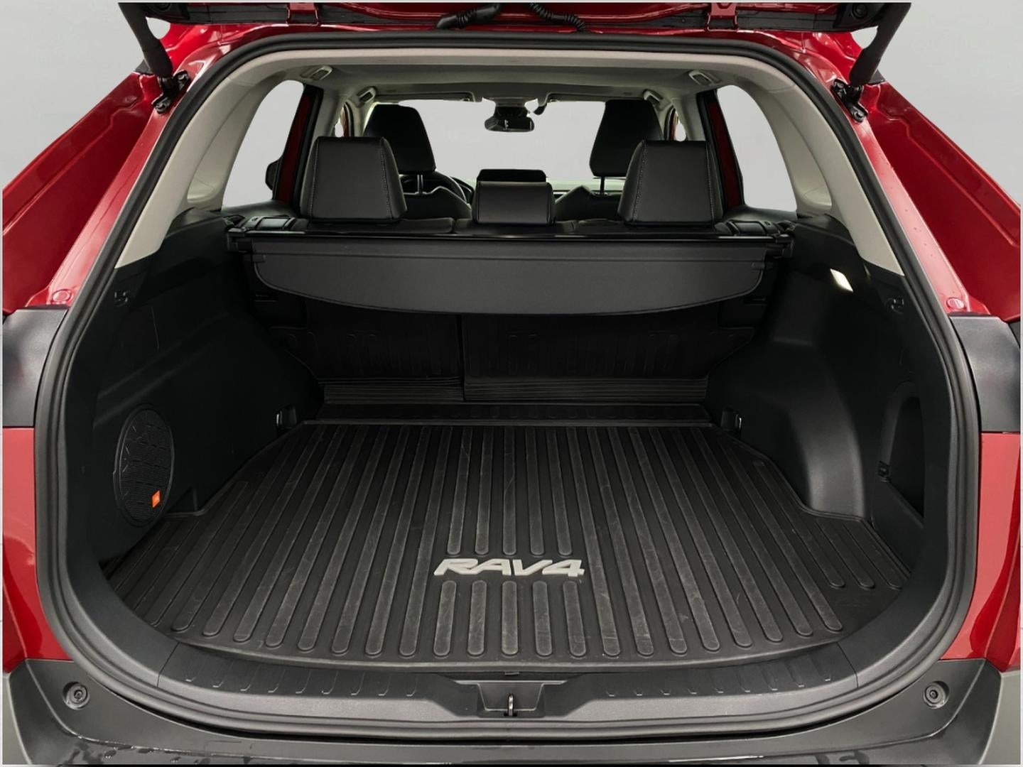 2025 Toyota RAV4 Hybrid XLE Premium AWD