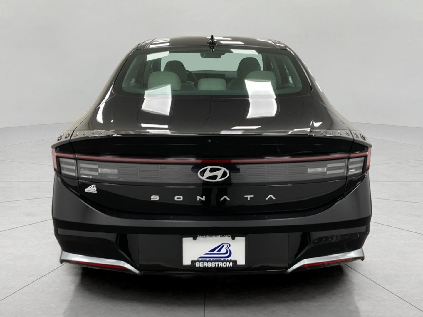 2025 Hyundai Sonata SEL FWD