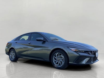 2024 Hyundai Elantra SEL IVT