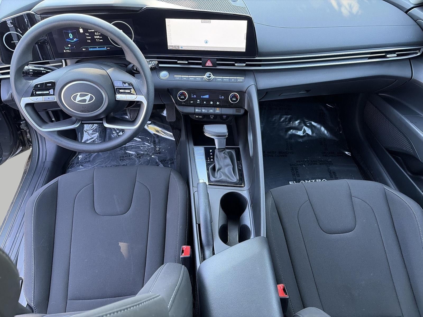 2024 Hyundai Elantra SEL IVT