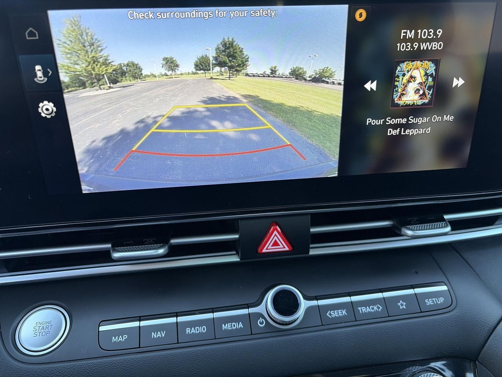 2024 Hyundai Elantra SEL IVT
