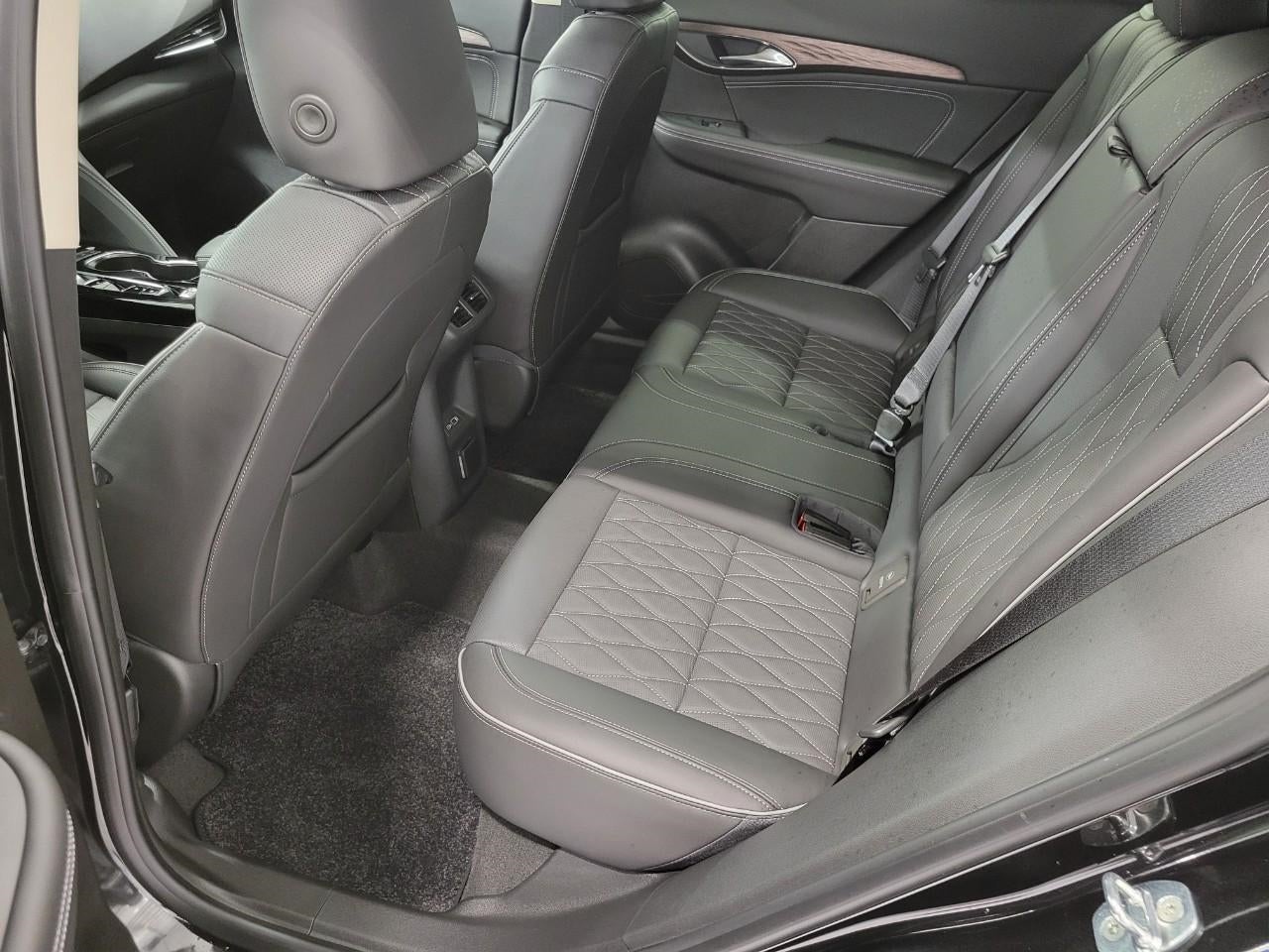 2023 Buick Envision AWD 4dr Avenir