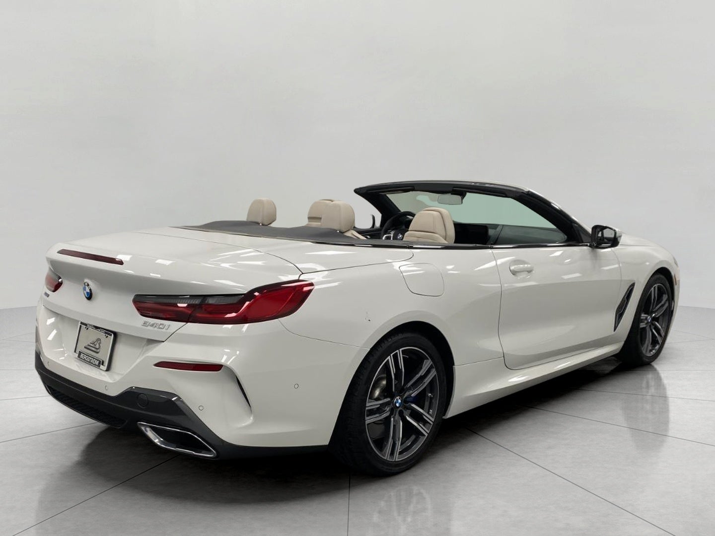 2024 BMW 8 Series 840i xDrive Convertible